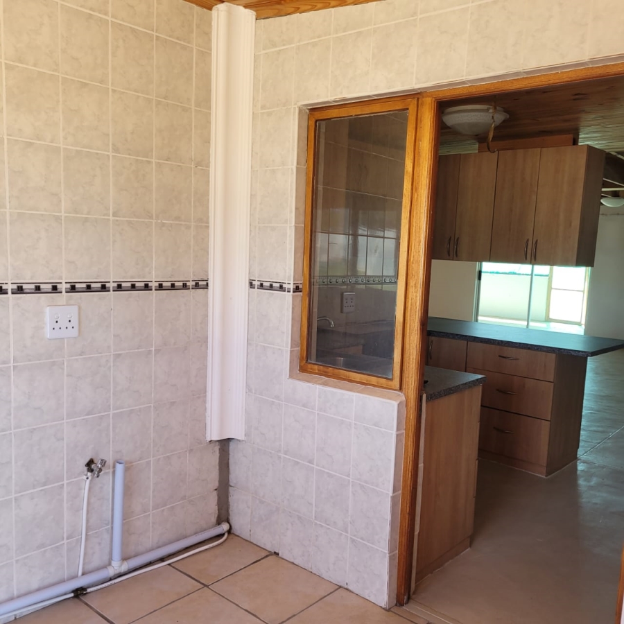To Let 3 Bedroom Property for Rent in Hartebeesfontein Western Cape